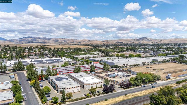 242 Prairie Way, Livermore, CA 94550