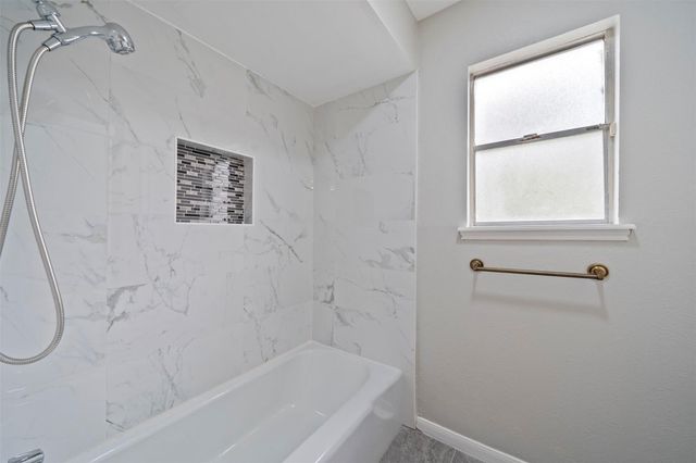 3915 Glenheather Drive, Houston, TX 77068