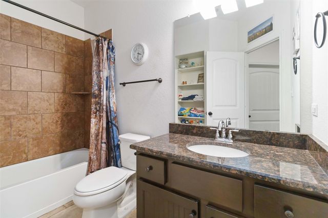 1193 Persimmon PASS, Fischer, TX 78623