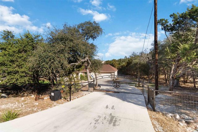 1193 Persimmon PASS, Fischer, TX 78623