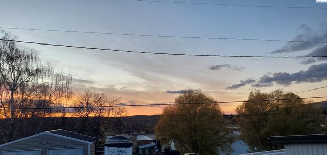 105 S Howard St, Tekoa, WA 99033