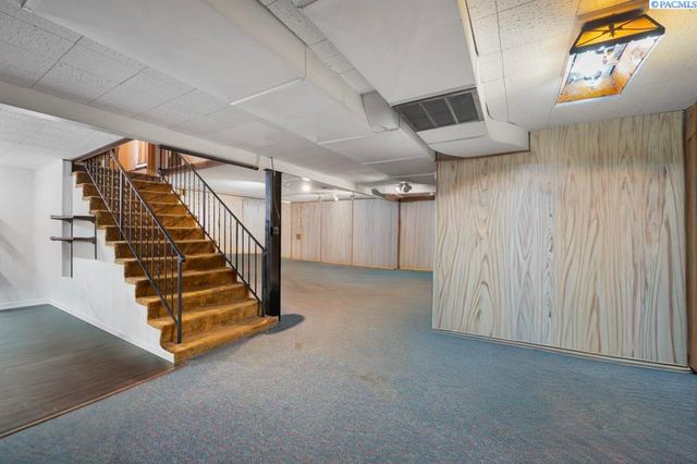 105 S Howard St, Tekoa, WA 99033