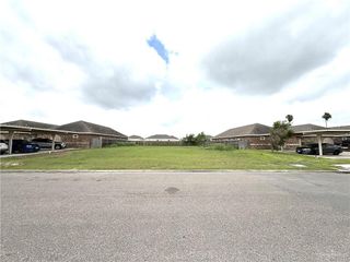 25514 E Garfield Avenue, Alton, TX 78573