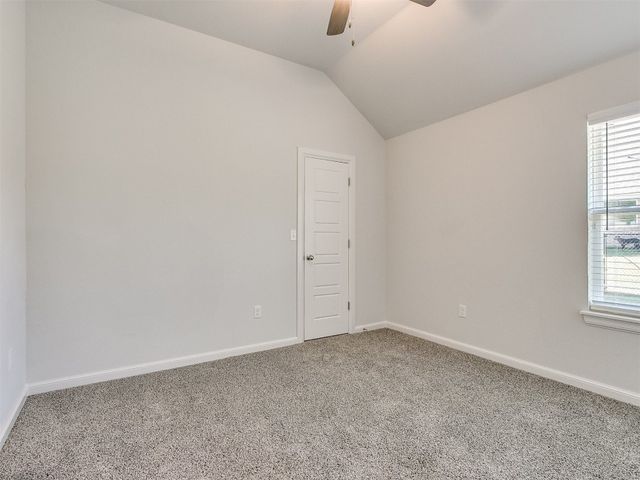 729 SE 37 Street, Newcastle, OK 73065