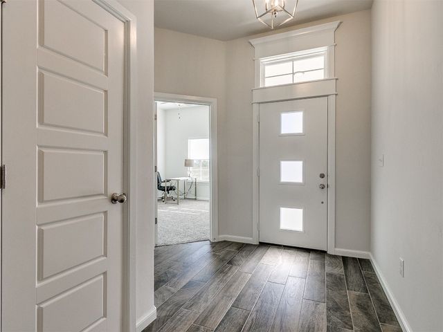 729 SE 37 Street, Newcastle, OK 73065