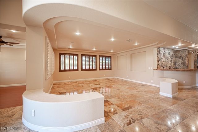 5832 Farnsworth Pond Avenue, Las Vegas, NV 89130