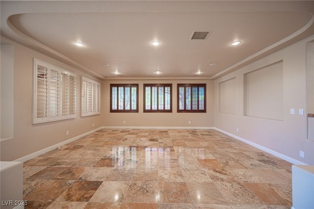 5832 Farnsworth Pond Avenue, Las Vegas, NV 89130