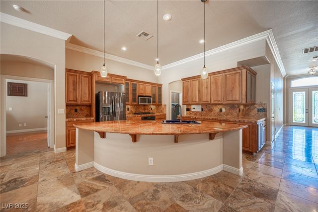 5832 Farnsworth Pond Avenue, Las Vegas, NV 89130