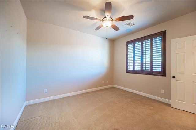 5832 Farnsworth Pond Avenue, Las Vegas, NV 89130