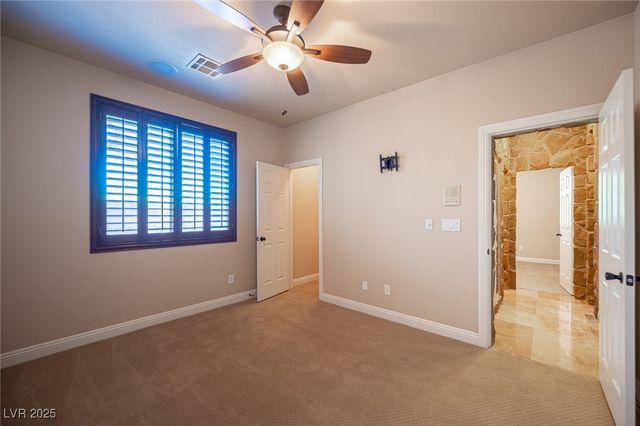 5832 Farnsworth Pond Avenue, Las Vegas, NV 89130