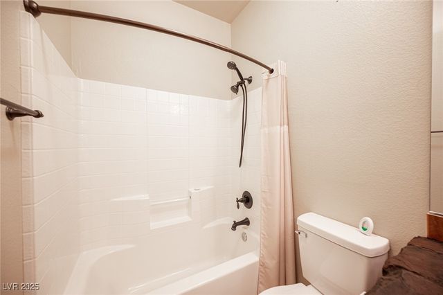 5832 Farnsworth Pond Avenue, Las Vegas, NV 89130