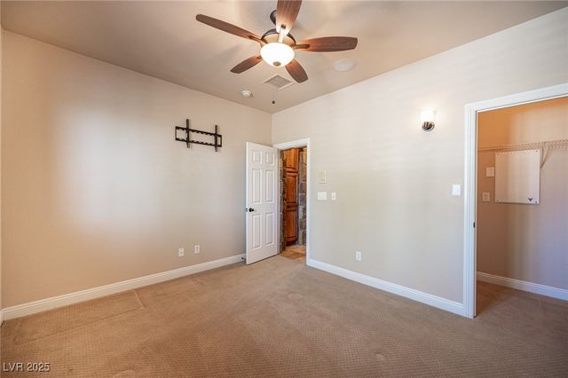 5832 Farnsworth Pond Avenue, Las Vegas, NV 89130