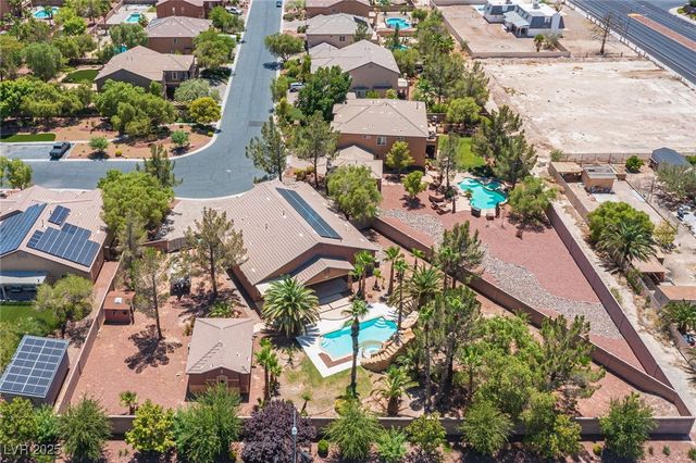 5832 Farnsworth Pond Avenue, Las Vegas, NV 89130