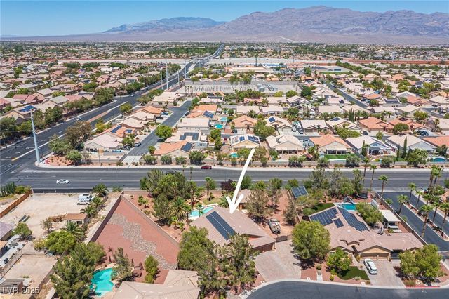 5832 Farnsworth Pond Avenue, Las Vegas, NV 89130