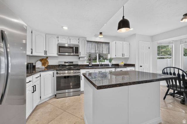 1138 E 11780 S, Sandy, UT 84094