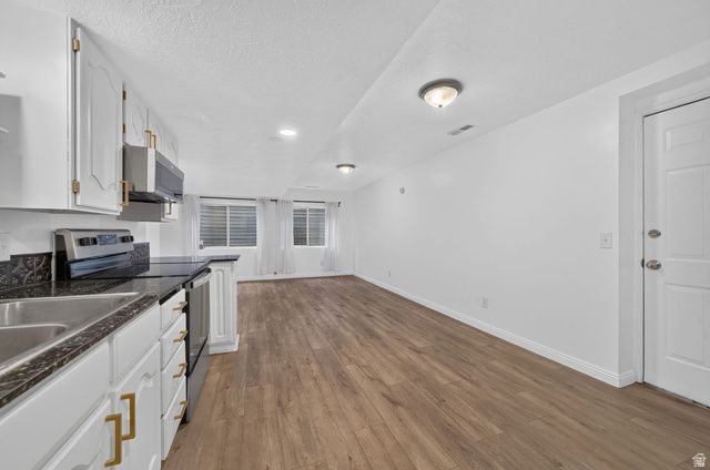 1138 E 11780 S, Sandy, UT 84094