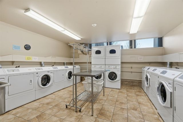 2222 1st Avenue NE 307, Cedar Rapids, IA 52402