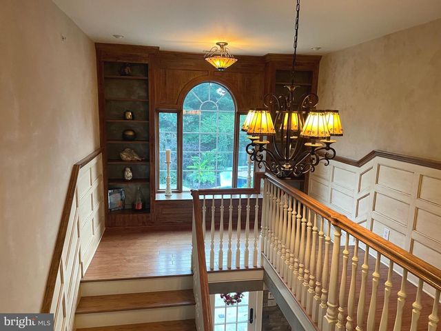 1024 BRICK HOUSE FARM LN, Newtown Square, PA 19073