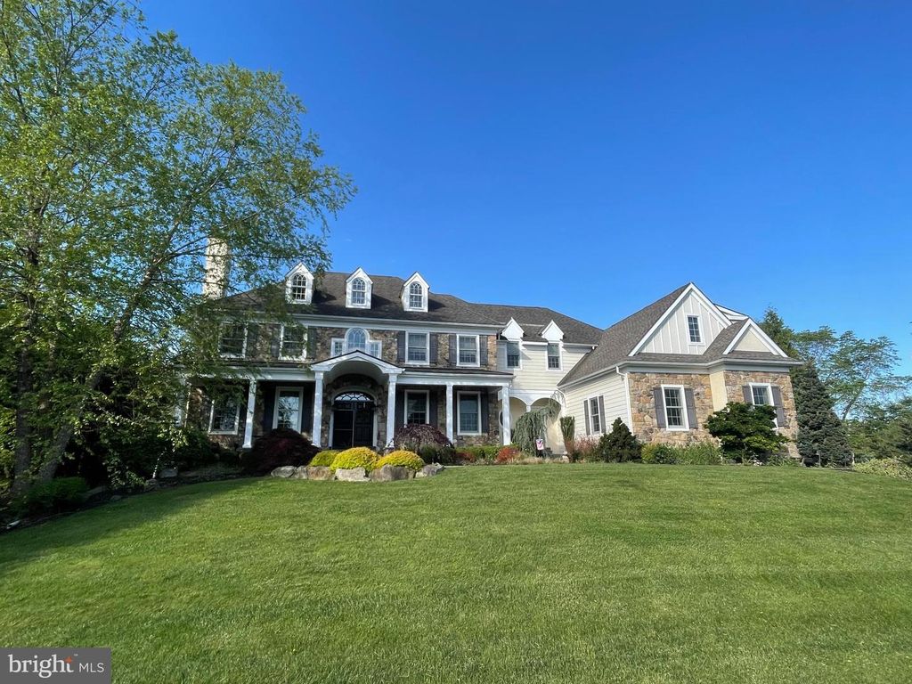 1024 BRICK HOUSE FARM LN, Newtown Square, PA 19073