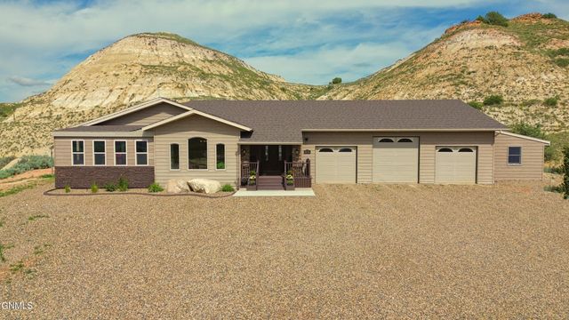 6174 Montana 16, Culbertson, MT 59218 property photo