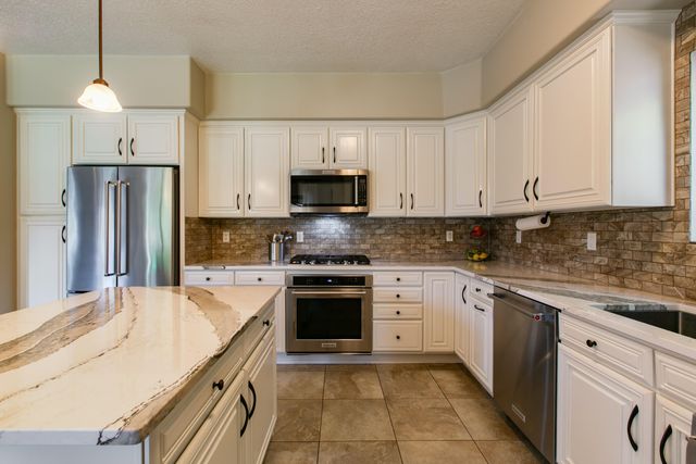 9808 Chantilly Road NW, Albuquerque, NM 87114