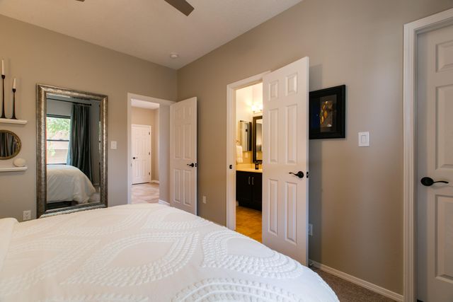 9808 Chantilly Road NW, Albuquerque, NM 87114