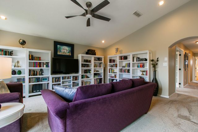 9808 Chantilly Road NW, Albuquerque, NM 87114