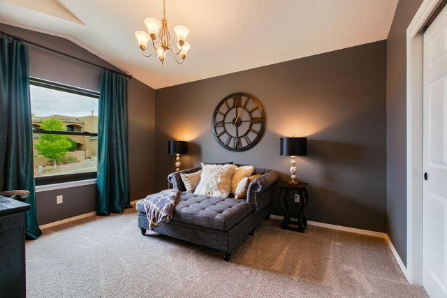 9808 Chantilly Road NW, Albuquerque, NM 87114