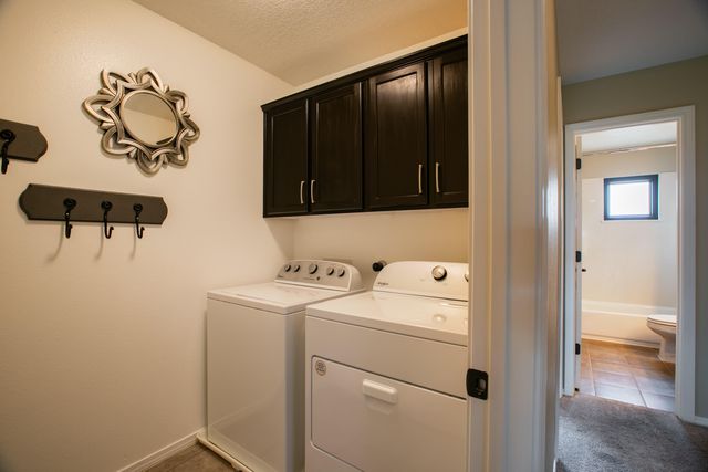 9808 Chantilly Road NW, Albuquerque, NM 87114