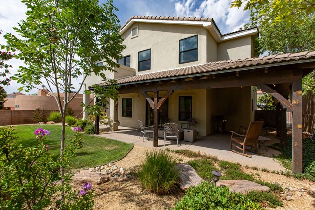 9808 Chantilly Road NW, Albuquerque, NM 87114