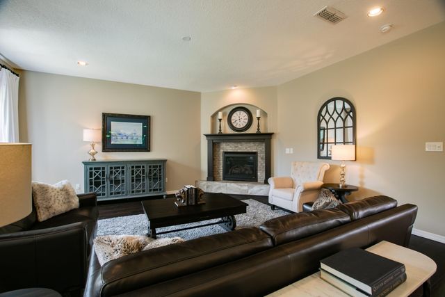 9808 Chantilly Road NW, Albuquerque, NM 87114