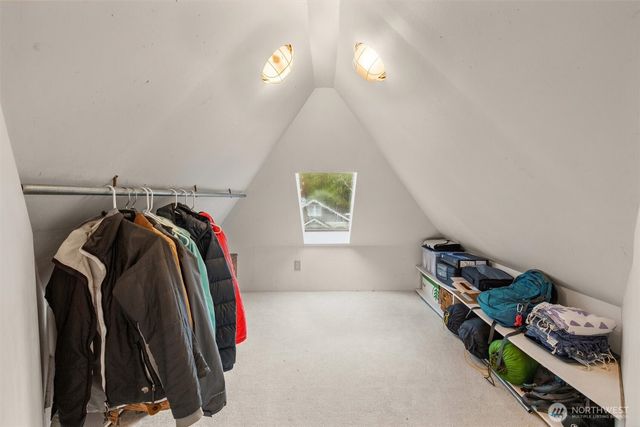 8325 Mountain Avenue SE, Snoqualmie, WA 98065