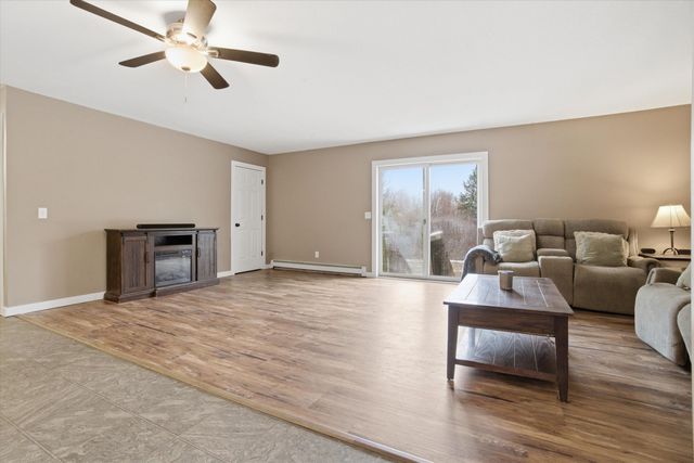 77 Second NH Turnpike, Hillsborough, NH 03244