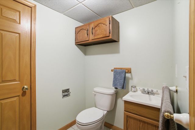 77 Second NH Turnpike, Hillsborough, NH 03244