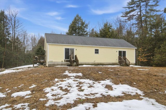 77 Second NH Turnpike, Hillsborough, NH 03244