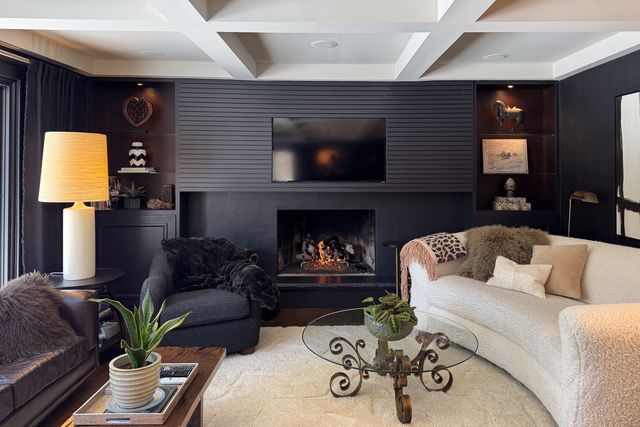 6811 W Gate Road, Roscoe, IL 61073