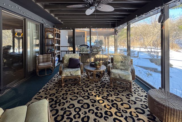 6811 W Gate Road, Roscoe, IL 61073