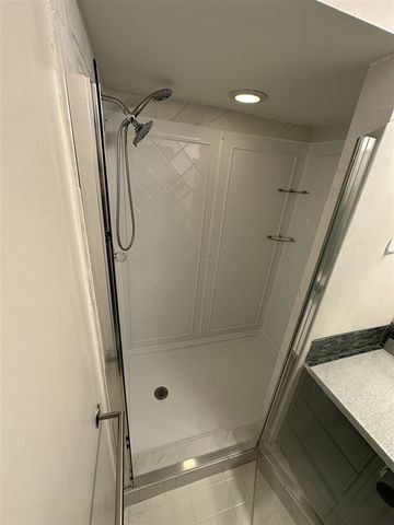 34574 Maple Lane, Sterling Heights, MI 48312