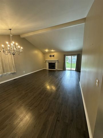 34574 Maple Lane, Sterling Heights, MI 48312