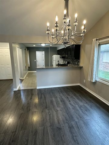 34574 Maple Lane, Sterling Heights, MI 48312