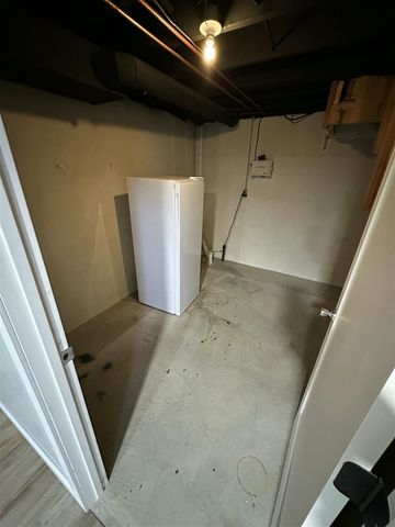 34574 Maple Lane, Sterling Heights, MI 48312