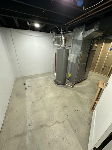 34574 Maple Lane, Sterling Heights, MI 48312