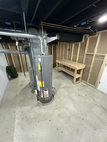 34574 Maple Lane, Sterling Heights, MI 48312