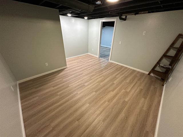 34574 Maple Lane, Sterling Heights, MI 48312