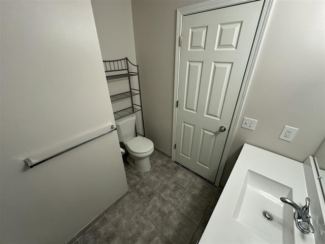 34574 Maple Lane, Sterling Heights, MI 48312