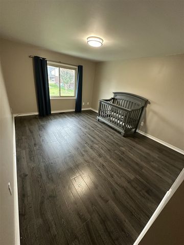 34574 Maple Lane, Sterling Heights, MI 48312