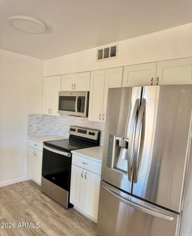 14202 N LAKEFOREST Drive, Sun City, AZ 85351