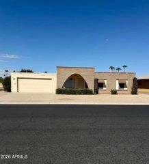 14202 N LAKEFOREST Drive, Sun City, AZ 85351