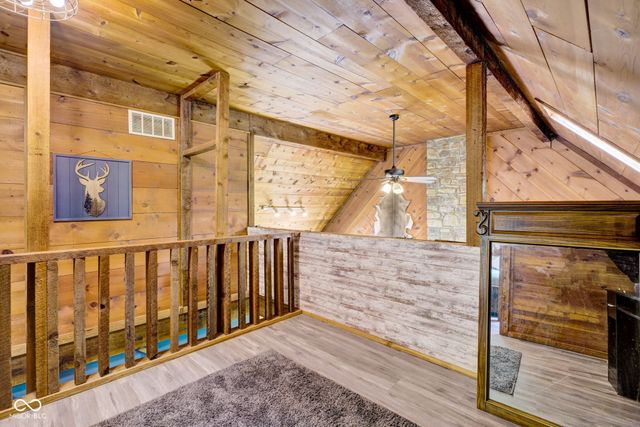 6774 S Becks Grove Road, Freetown, IN 47235