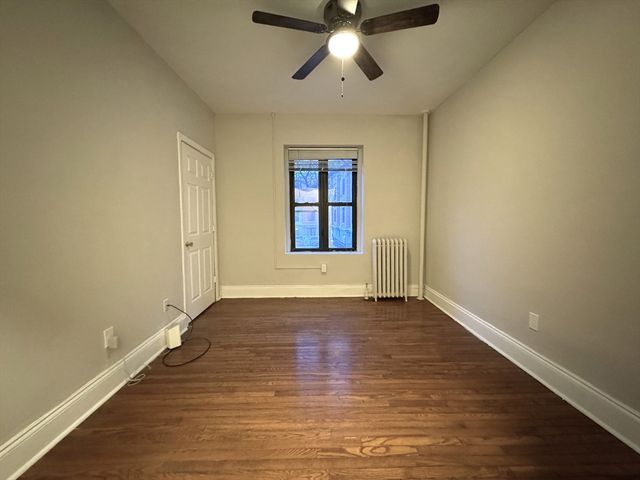 4 Langmaid Ave 2, Somerville, MA 02145